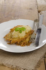 potato pancakes with apple compote