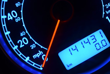 Vehicle mileage odometer - obrazy, fototapety, plakaty