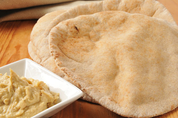 Pita bread with garlic hummus