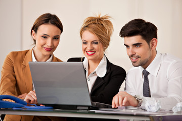 Obraz premium business woman with her team