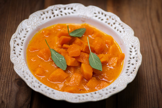 pumpkin and lentil soup