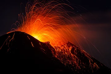 Tableaux sur verre Volcan Éruption etna 2013