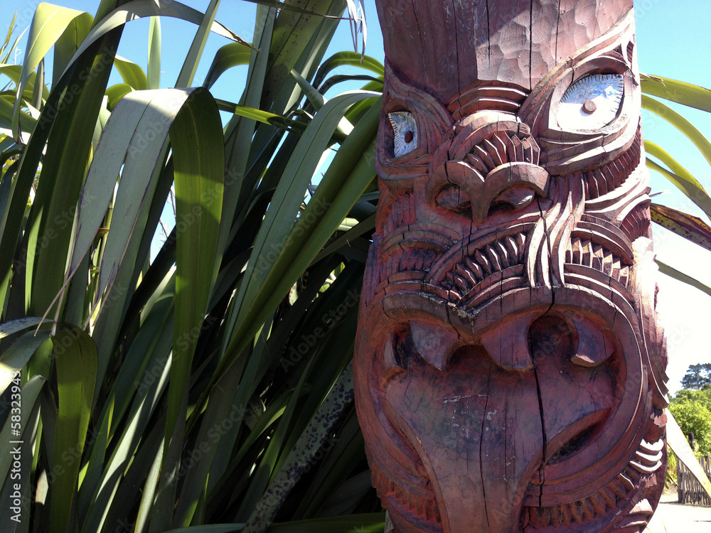 Wall mural maori carving