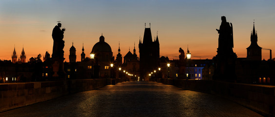 panoramic view of Charles Bridge before dawn
