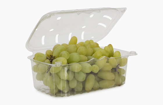 Close-up of grapes in a box