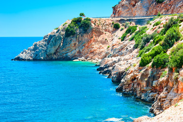 Obraz premium white cliffs stretching into the calm blue sea