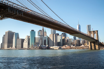 Fototapeta premium New York City Brooklyn Bridge downtown skyline