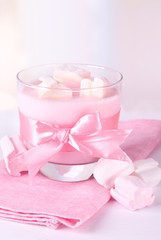 Obraz na płótnie Canvas Smaczne jogurt z marshmallows, bliska