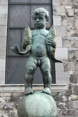 Fototapeta na wymiar Statue Fischpüddelchen Aachen