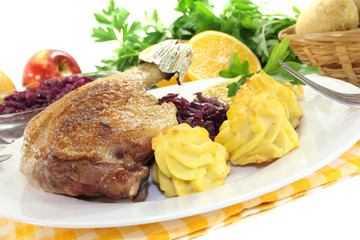 Entenkeule mit Rotkohl