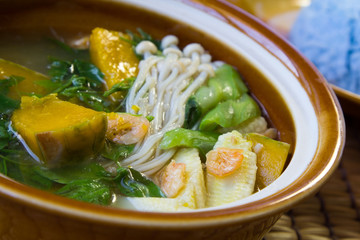 Thai Spicy Mixed Vegetable Soup with Prawns( Kang Liang)