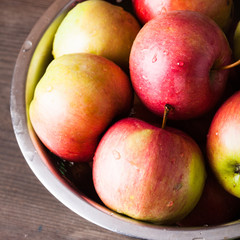 Dried apples