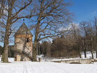 Pavlovsk.  Pil tower and Pilbashenny Bridge