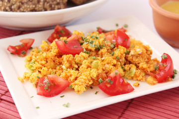 Couscous mit Tomaten