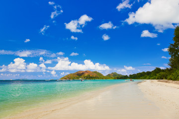 Obraz premium Tropical beach Cote d'Or - island Praslin Seychelles