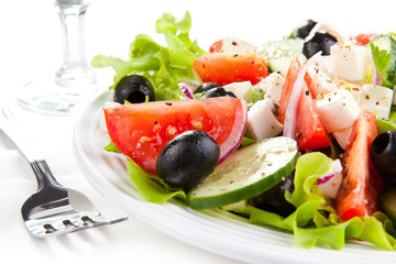 Vegetable salad with cheese