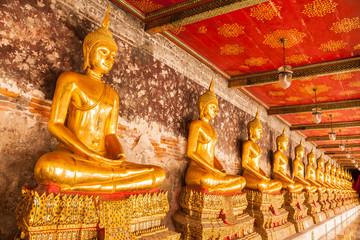 golden  Buddha
