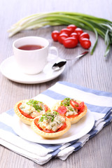 Vegetable salad and breakfast