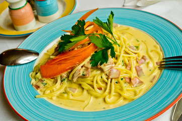 Traditional spaghetti carbonara