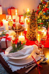 Special Christmas setting table
