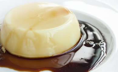 Creme caramel with caramelized sugar