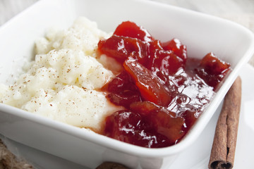 Rice pudding with jam