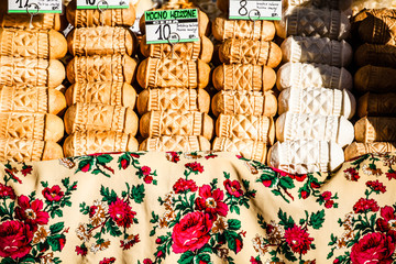 Fototapeta premium Traditional polish smoked cheese oscypek on market in Zakopane