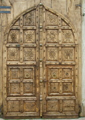 An arched doorway