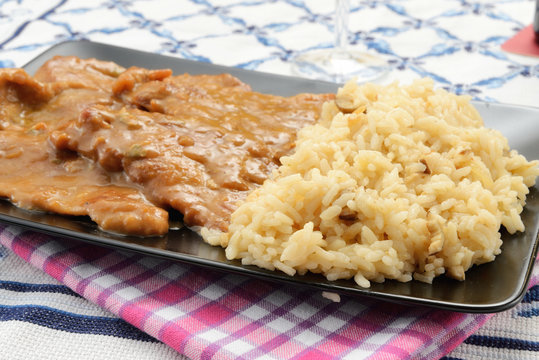 Scaloppine di vitello con riso philaf