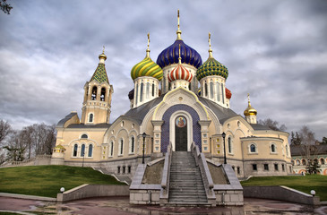 Fototapeta na wymiar Kościół św. Igor Czernihów w Peredelkino