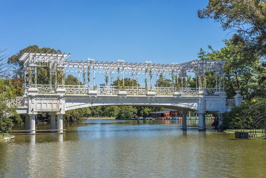 Rondabout on Palermo Woods in Buenos Aires.