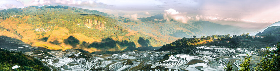 Fototapeta na wymiar Rice terraces in Junnan