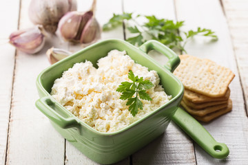 Cottage cheese with garlic and herbs.