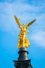 Fototapeta premium the golden angel of peace Friedensengel