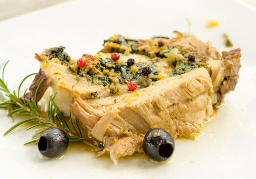 Arrosto condito con varie spezie