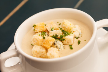 cream soup with croutons