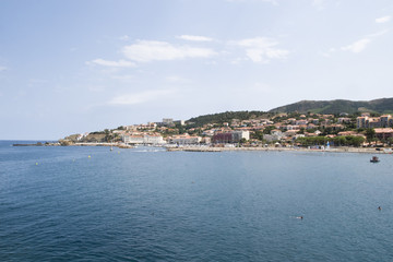 Fototapeta na wymiar view Banyol-Sur-Mer in France