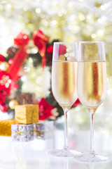 クリスマスとシャンパン
