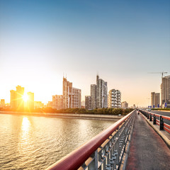 See the city scenery from the bridge