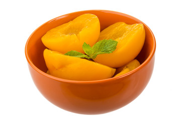 Fototapeta na wymiar Marinated peaches