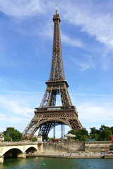 Fototapeta na wymiar Eiffel tower and river Seine in Paris, France