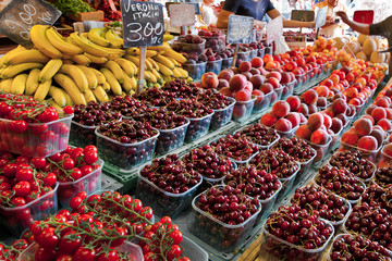 Fruit and vegetable market.
