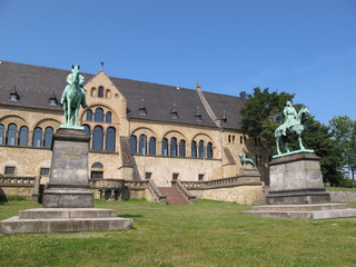 Fototapeta na wymiar Kaiserpfalz w Goslar (Harz)