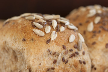 bread with seeds
