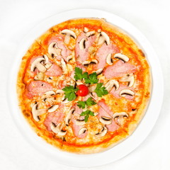 pizza with ham and mushrooms