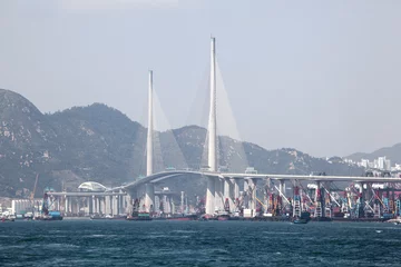 Raamstickers Stonecutters Bridge in Hong Kong, China © philipus