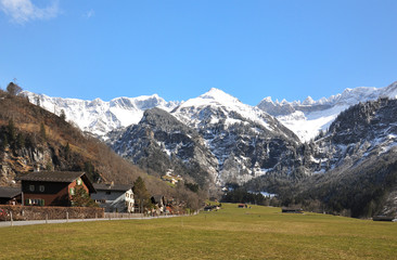 Fototapeta na wymiar Wioska Elm, Szwajcaria