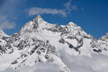 Fototapeta na wymiar Alpejski krajobraz, Szwajcaria