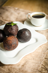 Rum balls