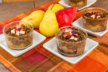 Pear and cranberry crisp dessert